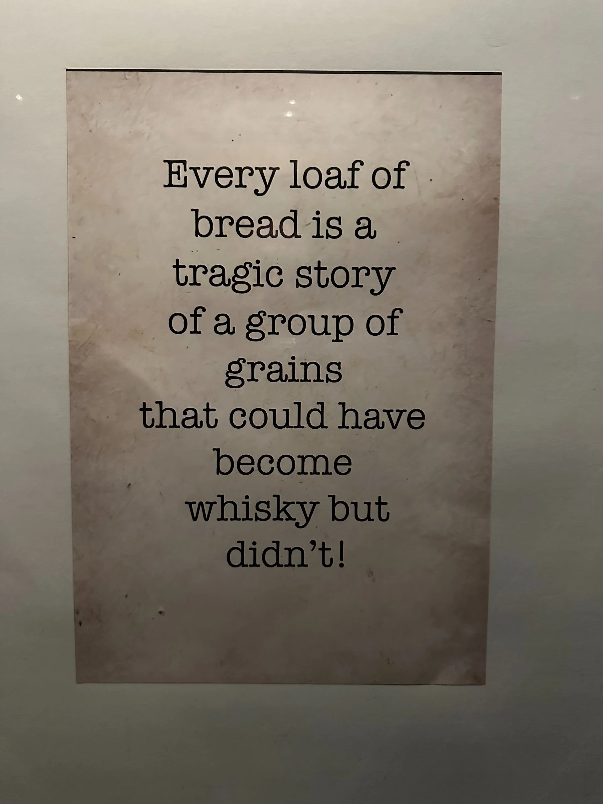  A sign in the bathroom 