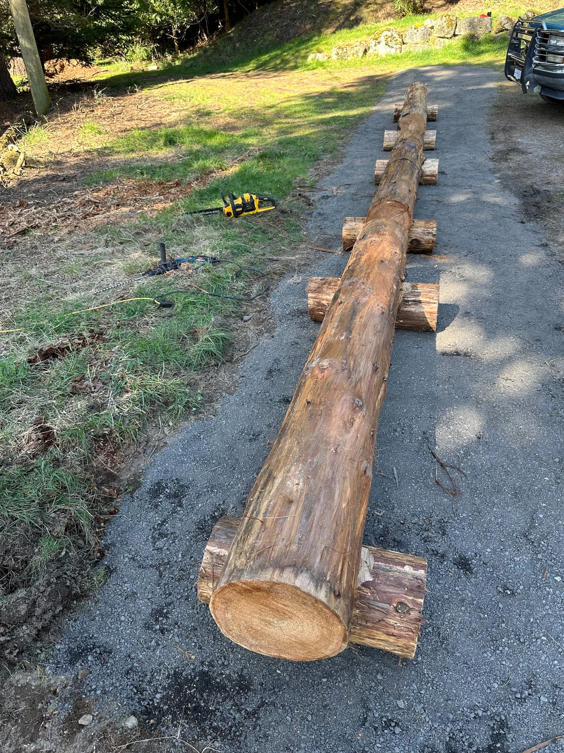  The side part of the lot (mostly) complete. It looks great! 