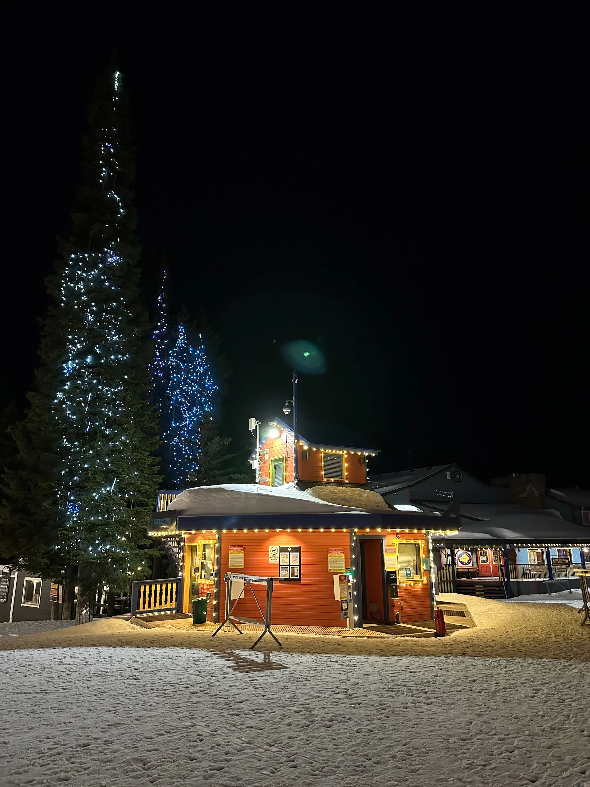  The ticket booth - our second stop in the morning.  