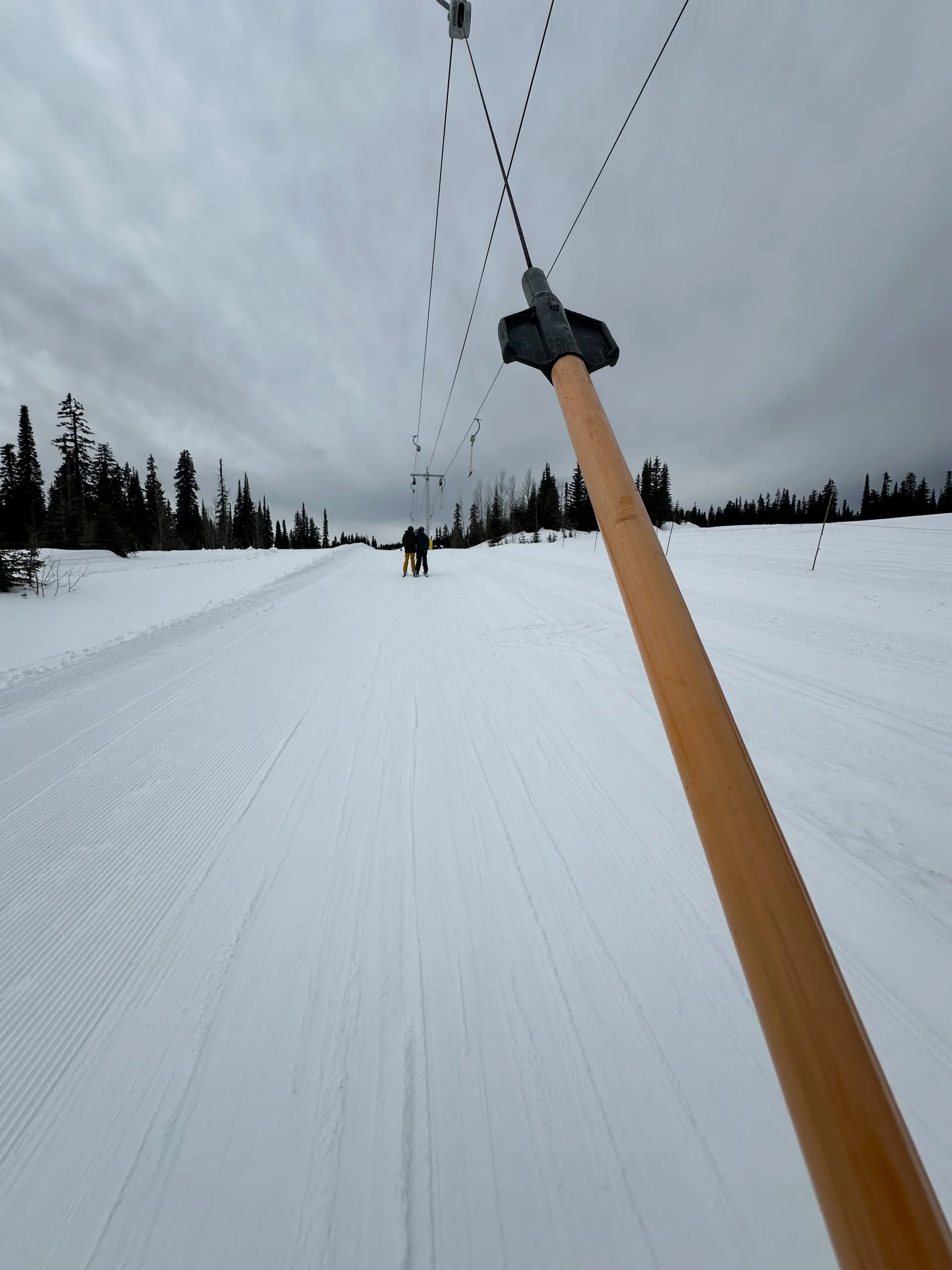  To get back to the front side, to head back down for lunch we had to use a t-bar! This was my first time using one in years! 