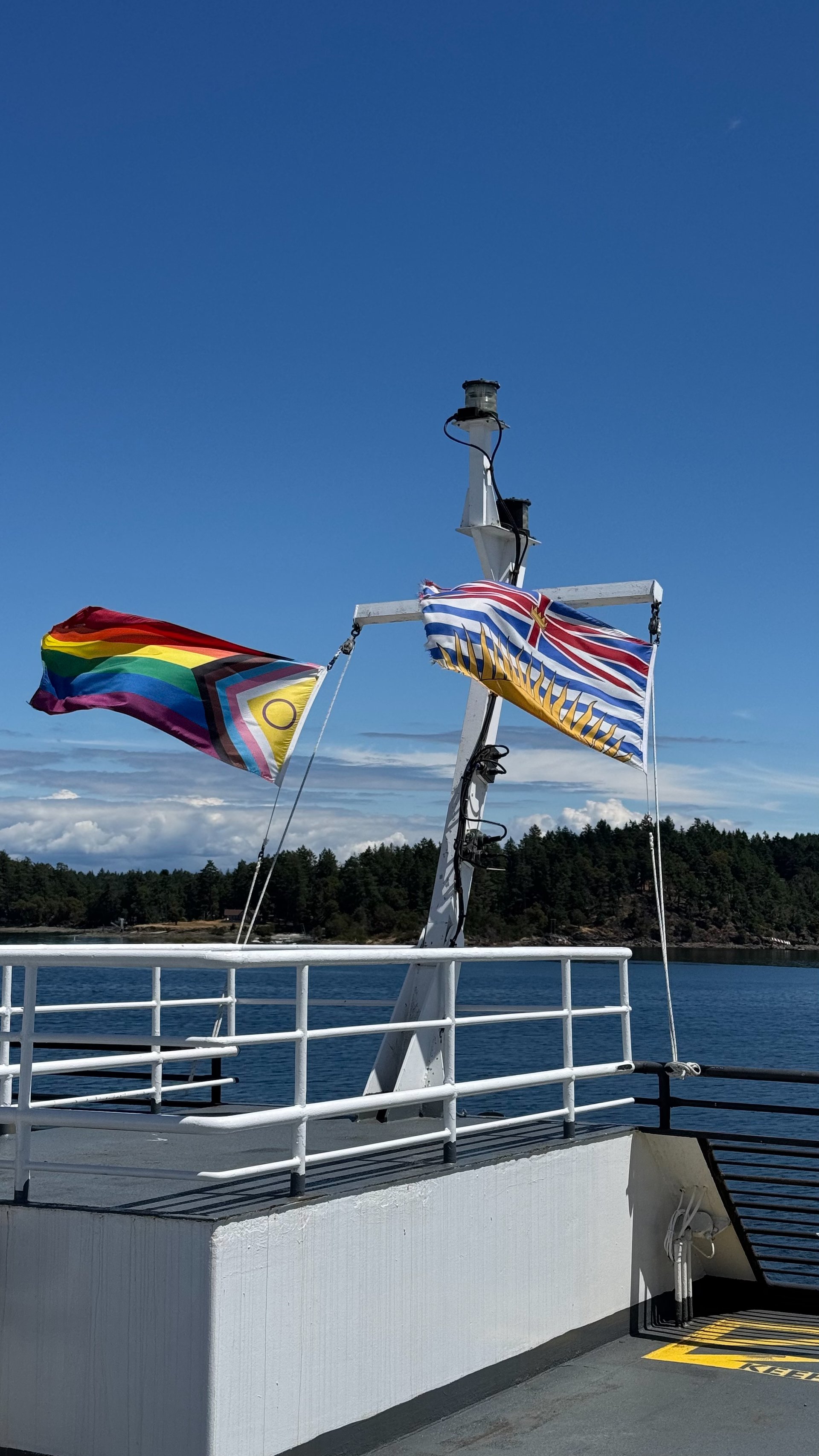  It was a glorious day - looking off the back of the ship. 