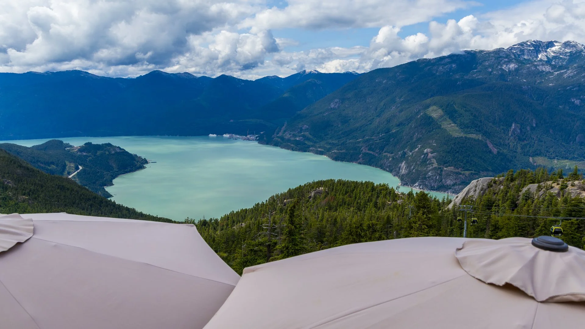  The view never gets tiresome. The colour was just so great! 