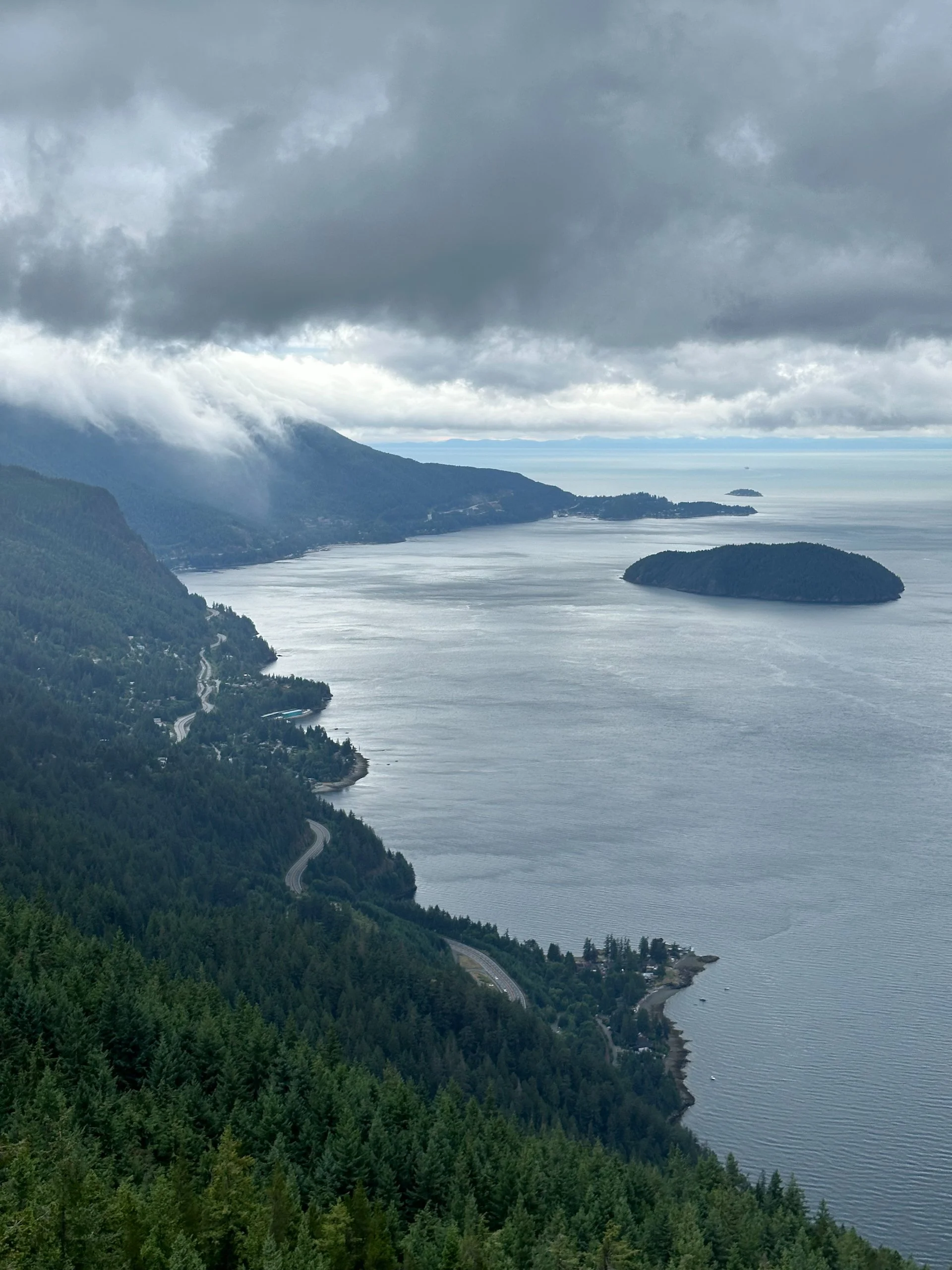  You can see the Sea to Sky highway snaking along the edge of the sound. 