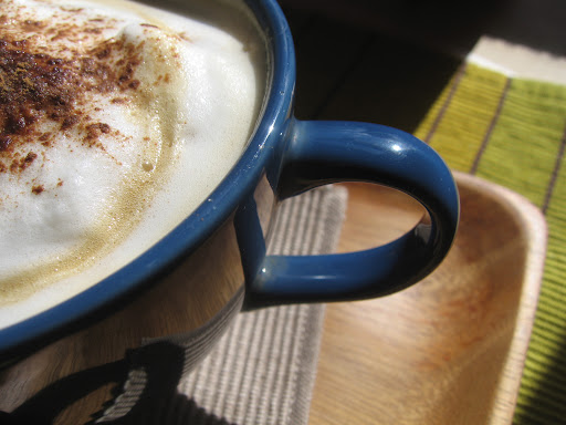 Dandelion Latte made with Dandy Joe, Almond Milk, cinnamon and a drizzle of brown rice syrup <3