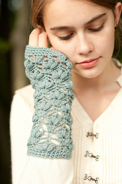 Water Lily Mitts