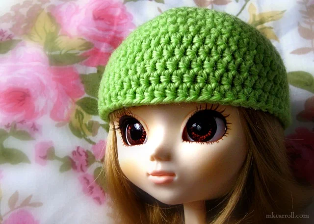 Basic Crochet: Doll Hat Pattern