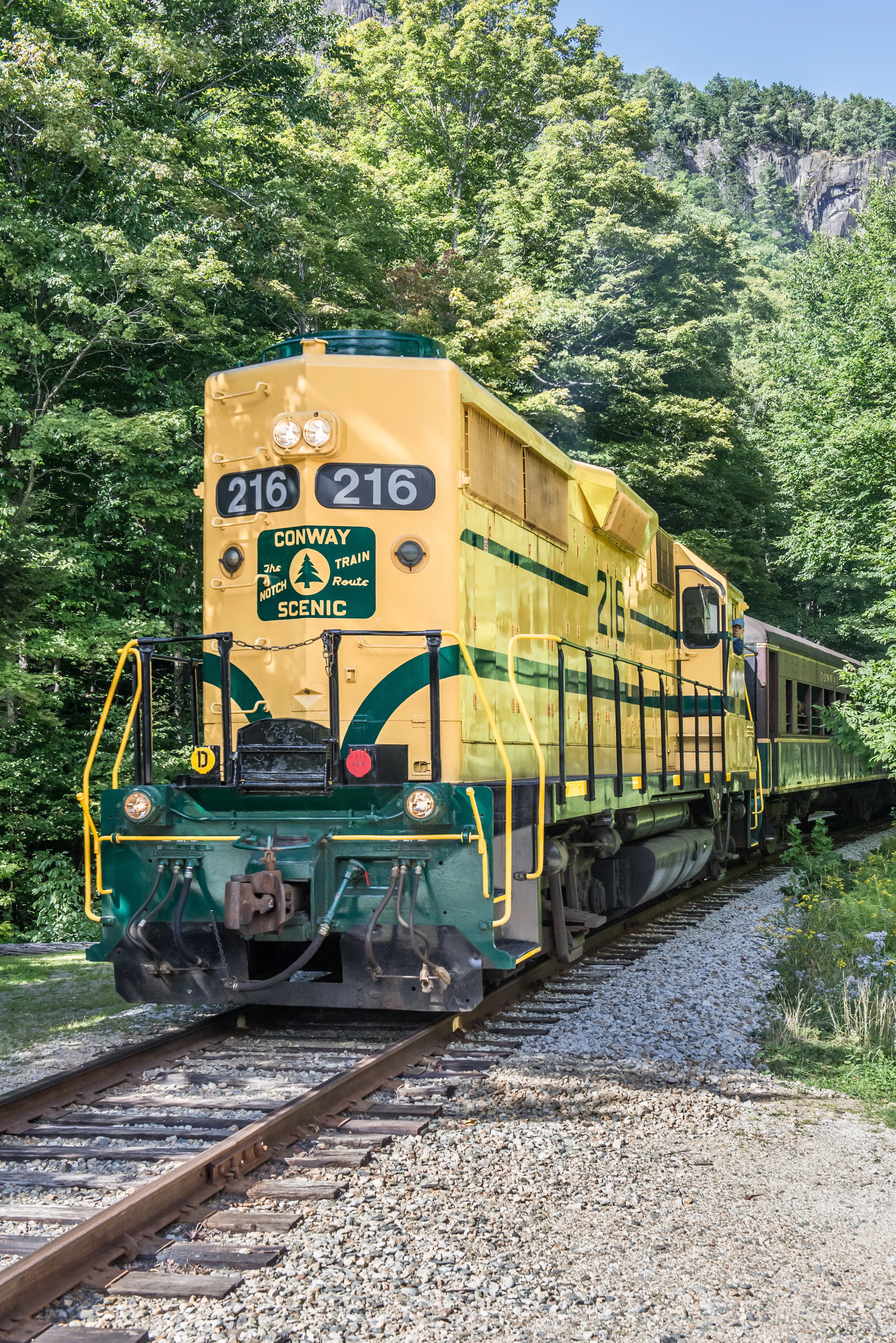 Crawford Notch Train 1