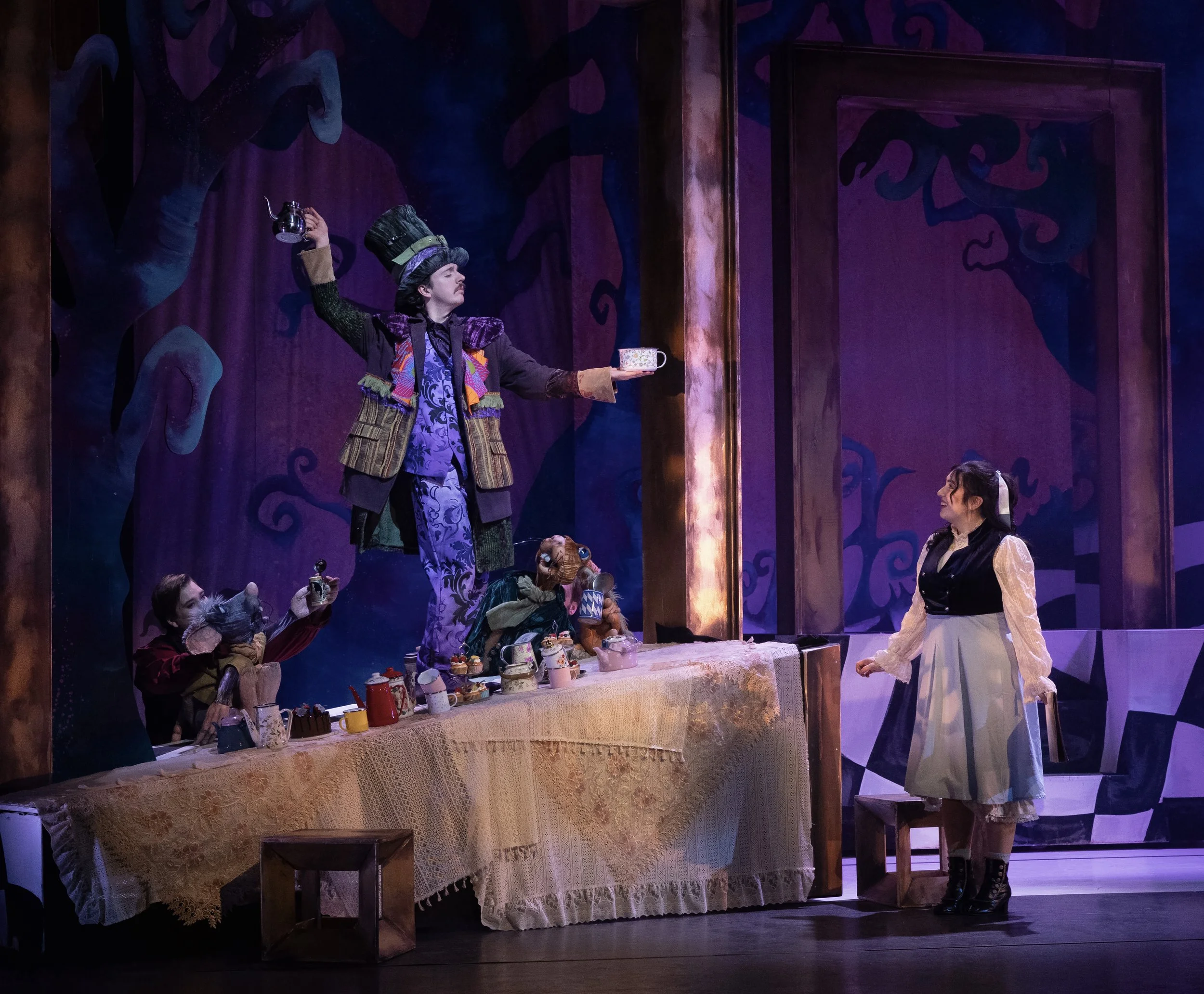 Alice in Wonderland Theater Terra-15-Fotocredit Marc Bos.JPG