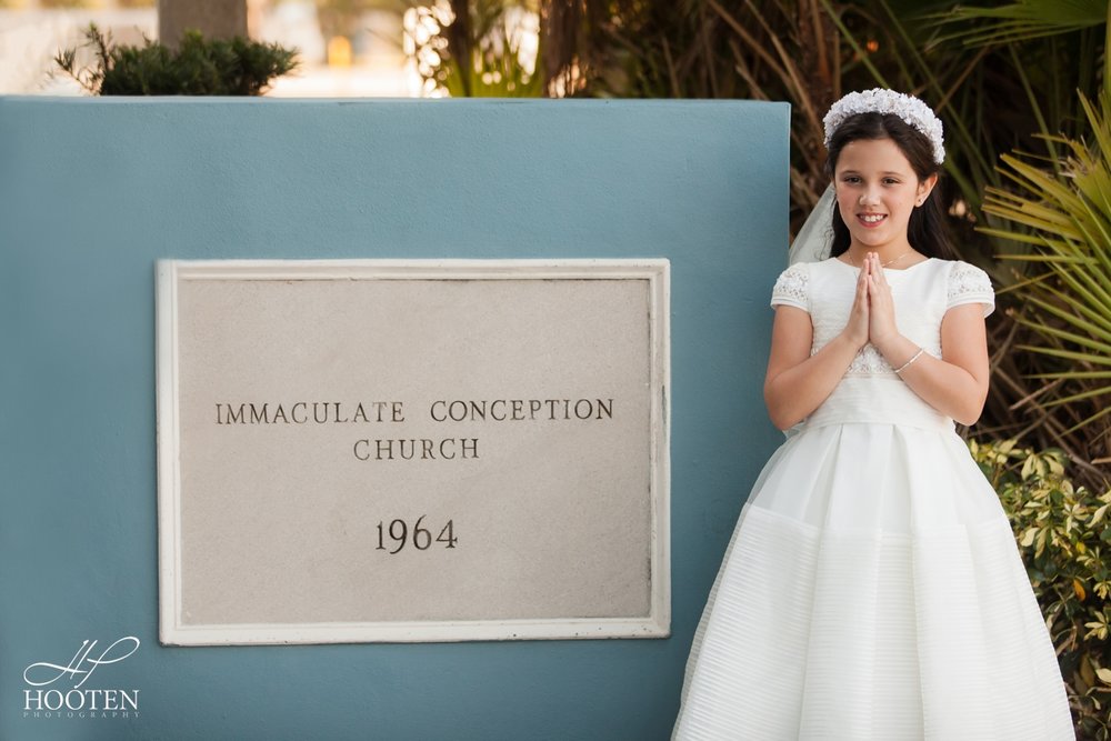 Immaculate-Conception-Catholic-Church-Communion-Portrait-Session-Hooten-Photography-14.jpg