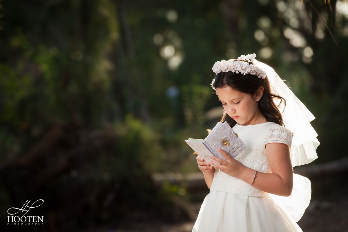 Immaculate-Conception-Catholic-Church-Communion-Portrait-Session-Hooten-Photography-16.jpg
