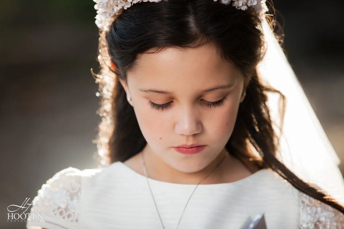 Immaculate-Conception-Catholic-Church-Communion-Portrait-Session-Hooten-Photography-20.jpg