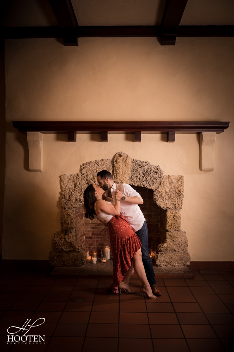 10.Curtiss-Mansion-Wedding-Engagement-Photos-Hooten-Photography.jpg