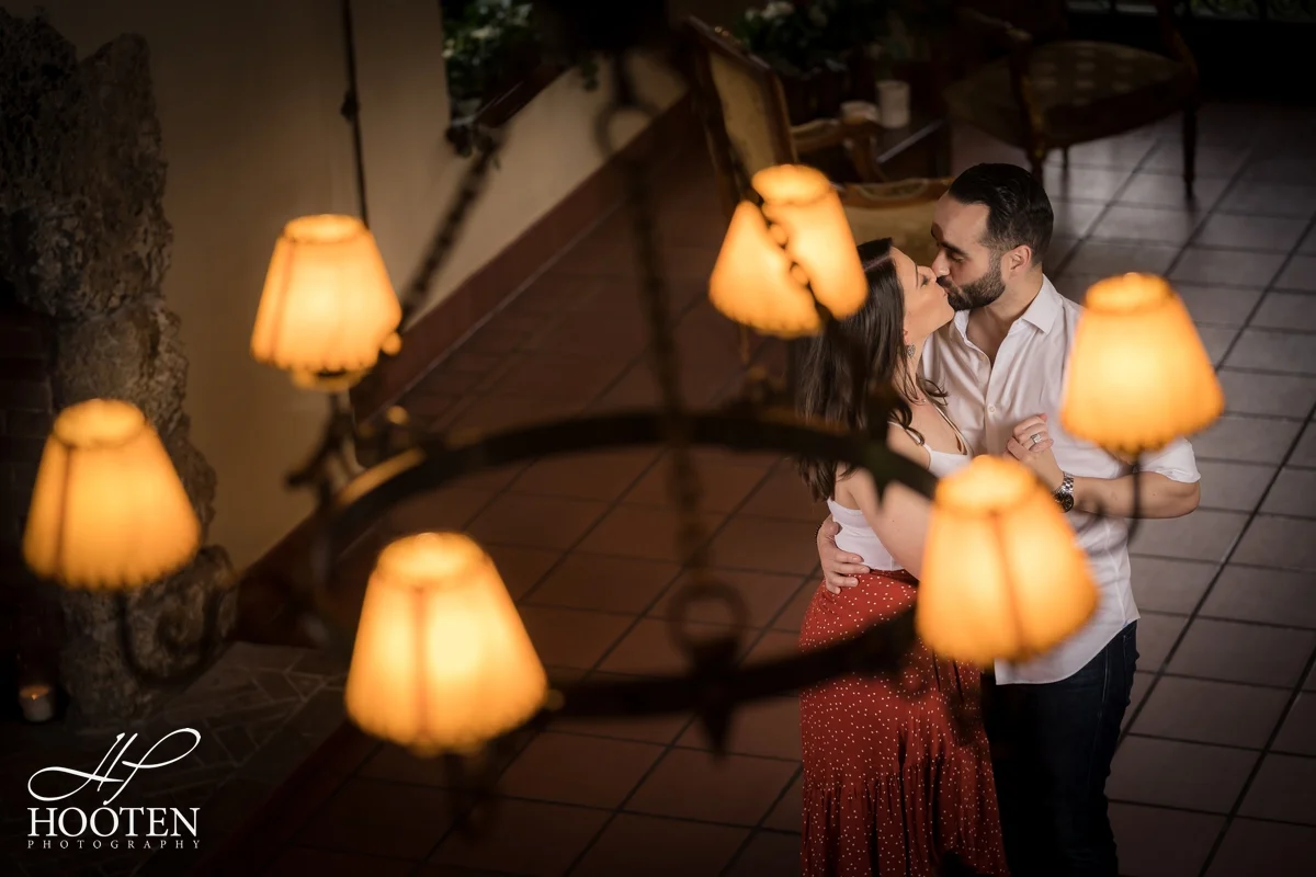 12.Curtiss-Mansion-Wedding-Engagement-Photos-Hooten-Photography.jpg
