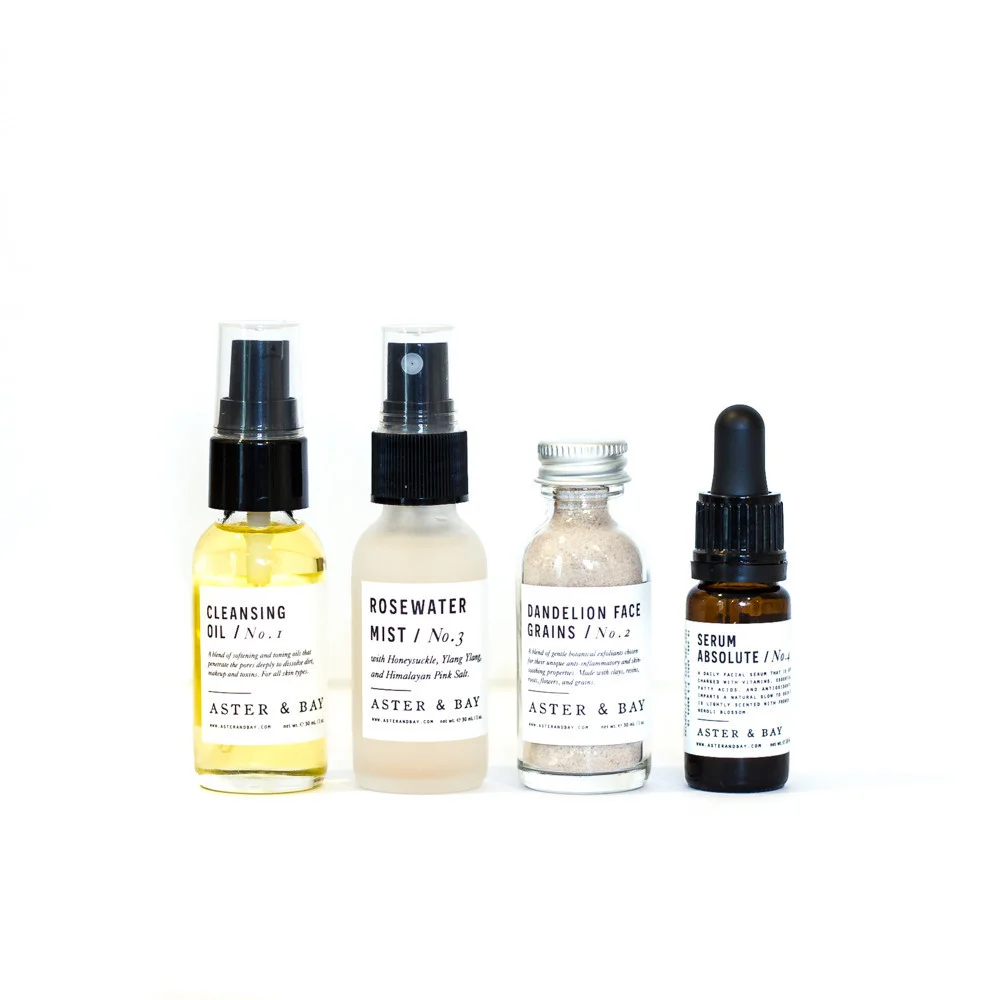 W hat to Pack for a Spring Getaway : Aster & Bay Travel Kit 