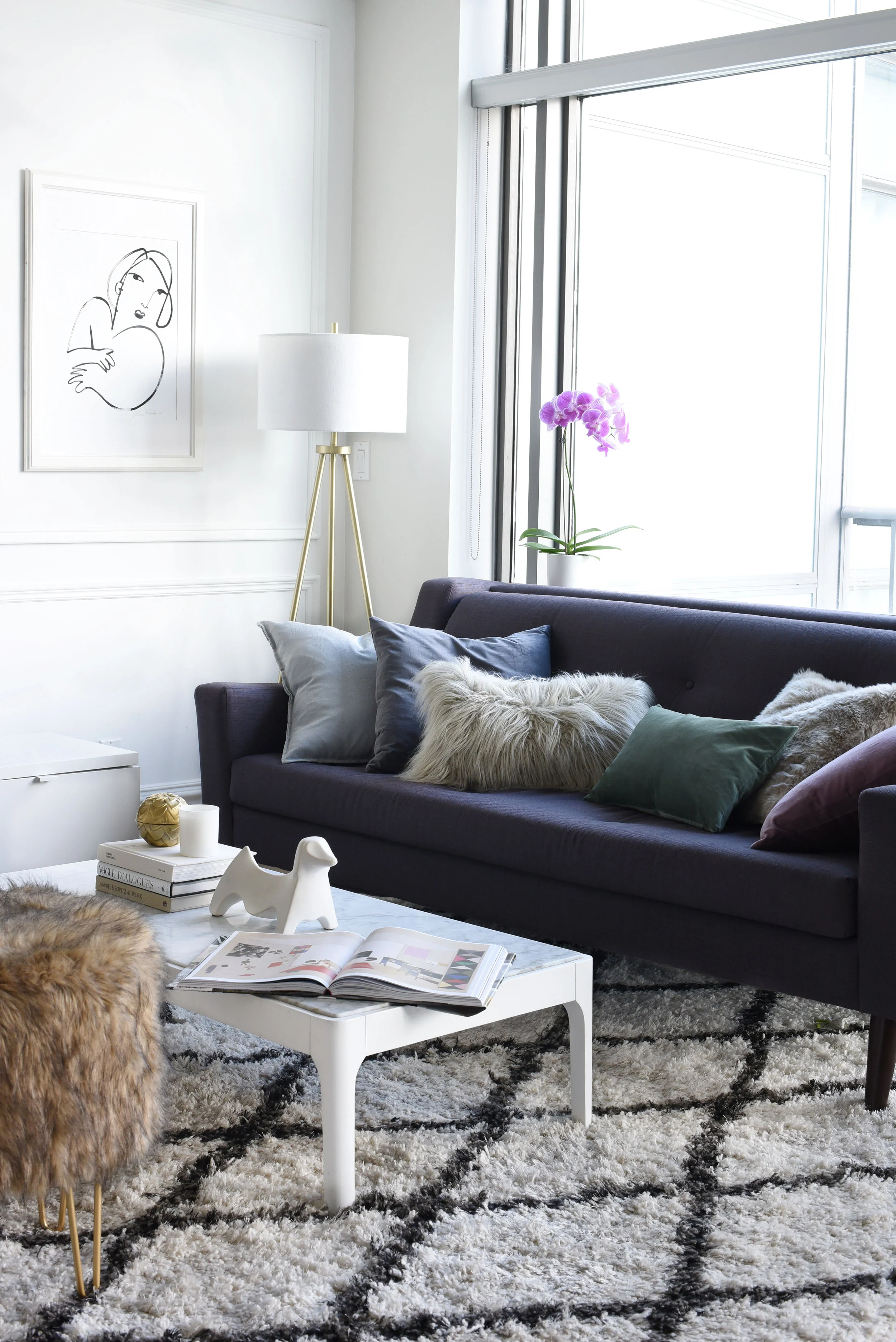 Small Spaces : How I Styled our Living Room