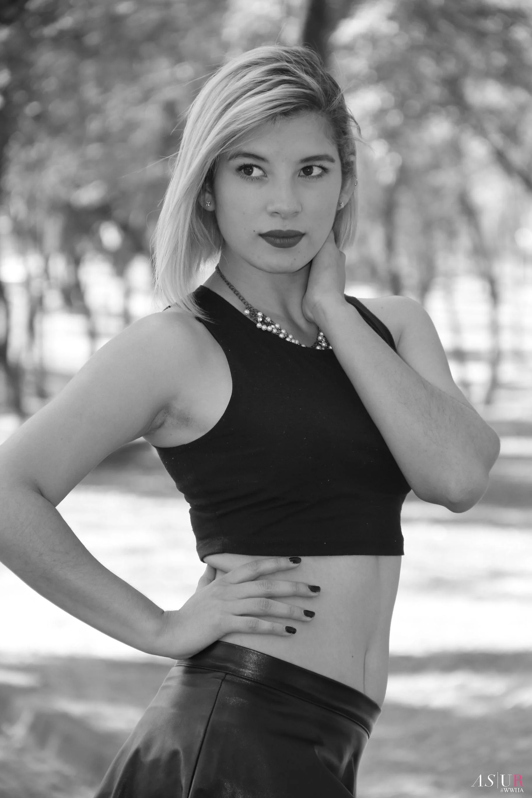 JOHANA O B&W4.JPG