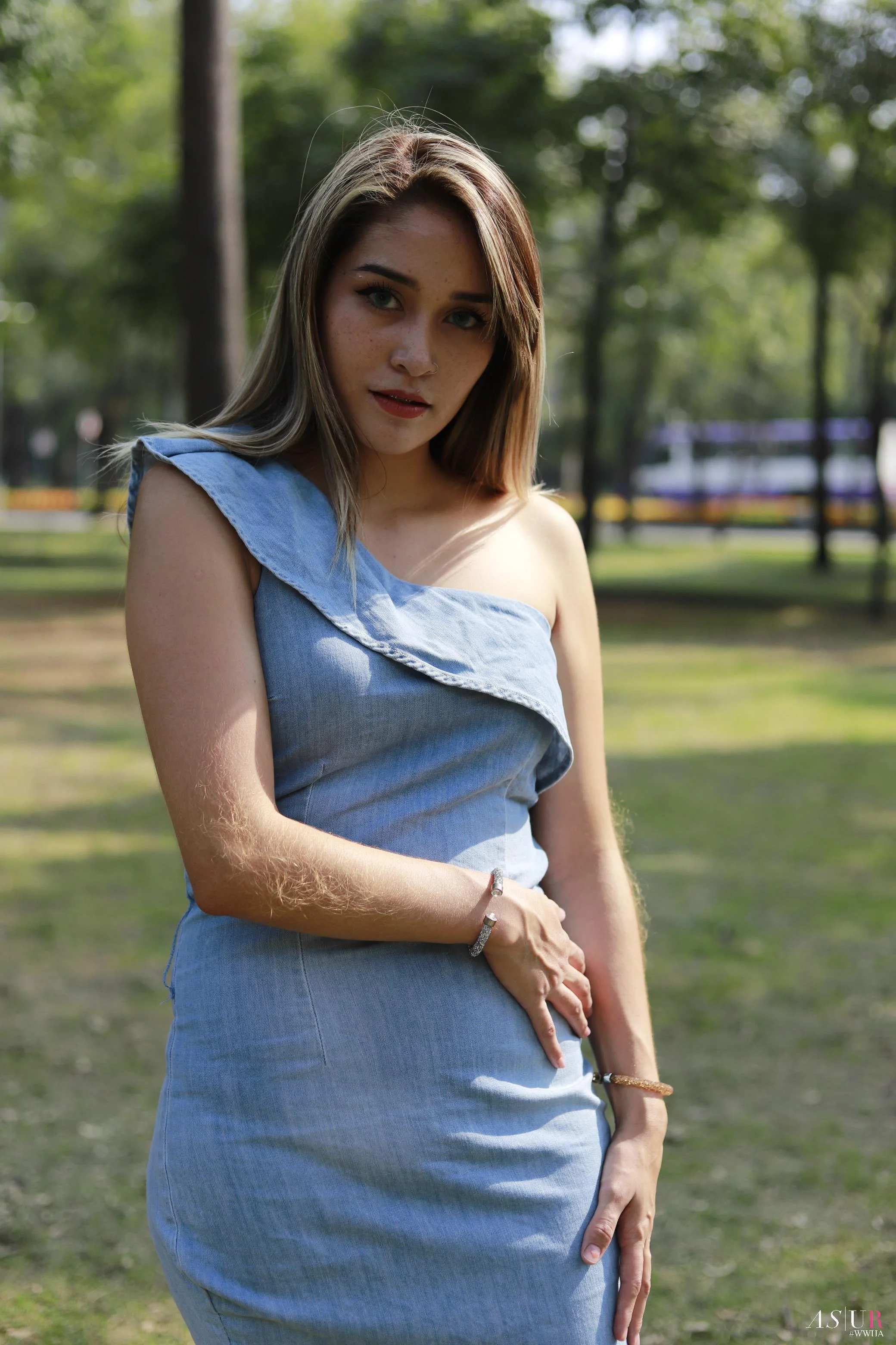 DANIELA C16.JPG