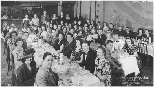 PGRCbanquetseated.jpg