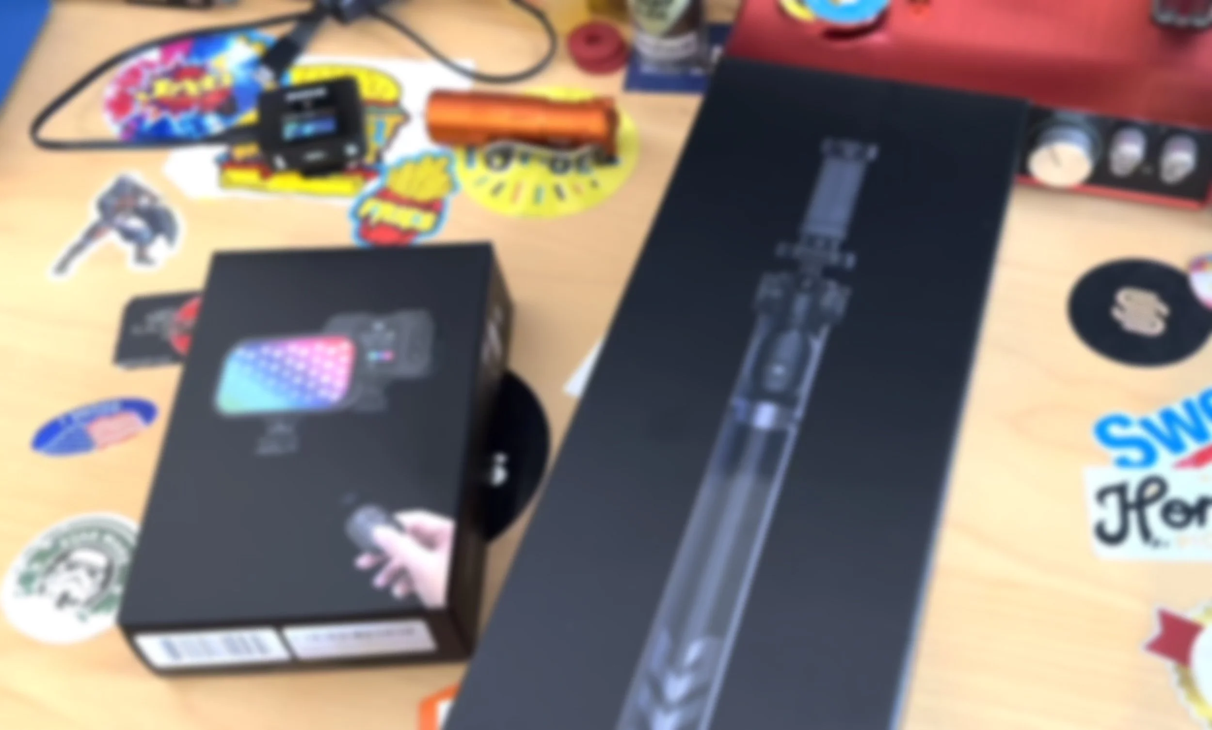 Kraftgeek Tripod and Pocket RGB Light Review