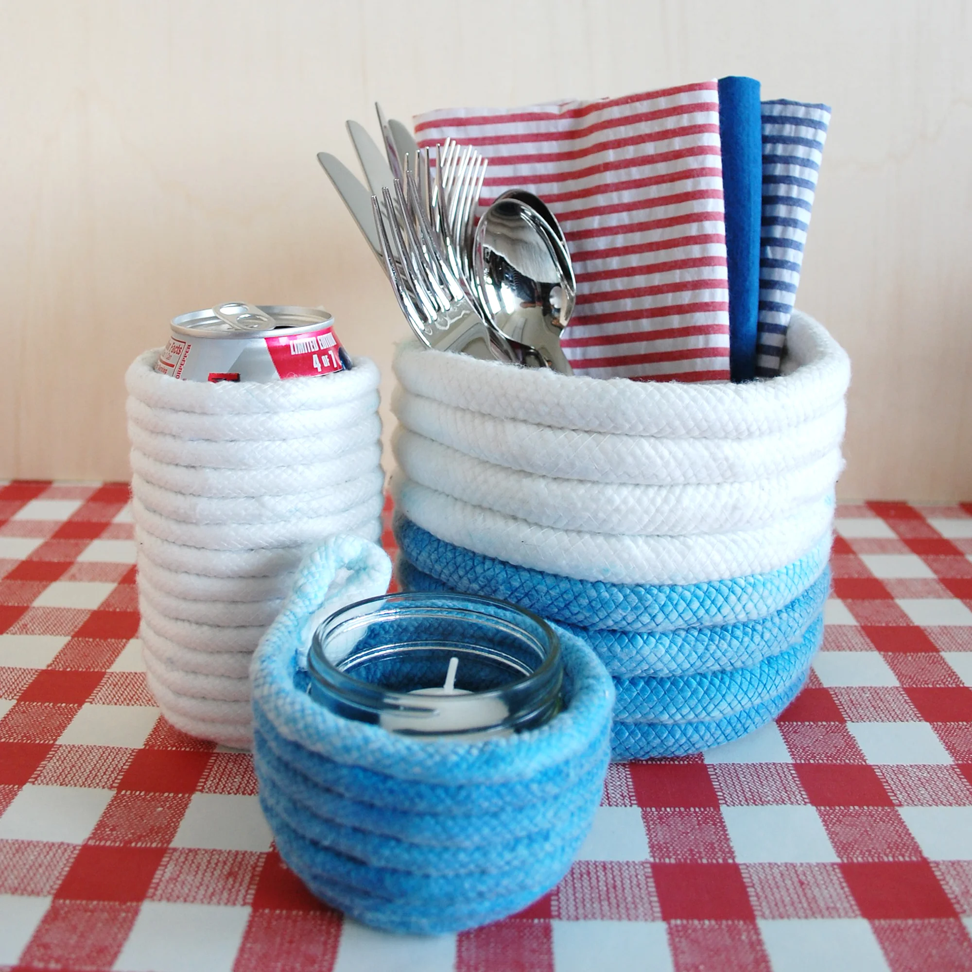 Rope-Container-DIY-Dyed-Candle-Holder.jpg