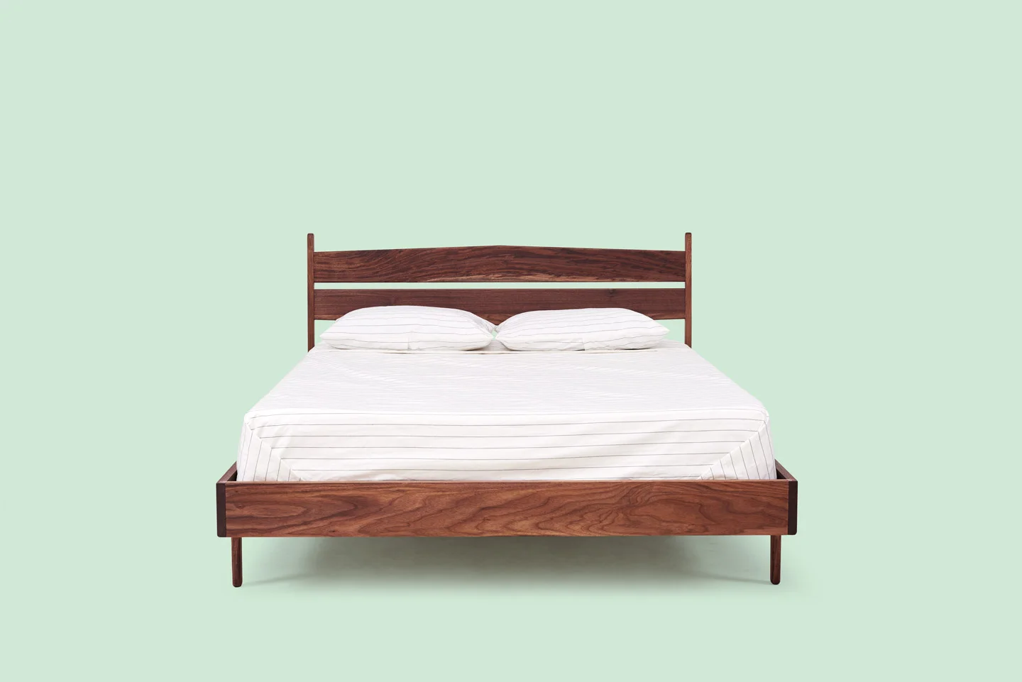 05-Bed-Frame_Walnut_034.jpg