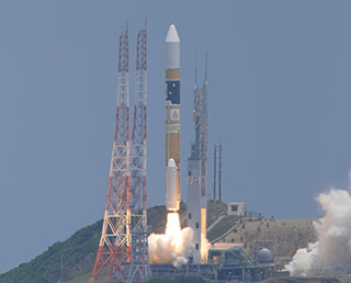 Japan's H-IIA heads for space with Sprout on board (Source: JAXA/MHI)