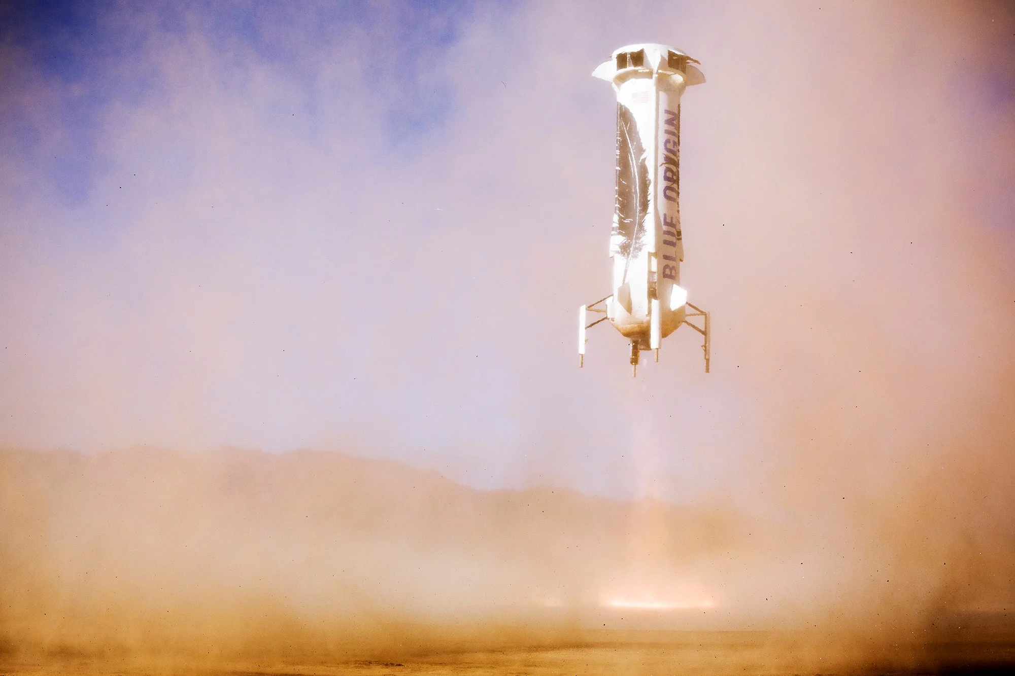 The New Shepard sans-capsule lands for the second time. Credit: Blue Origin 