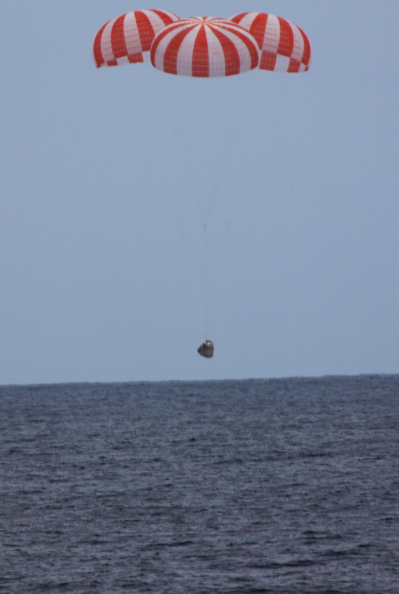 The SpaceX Dragon capsule splashing down in the Pacific Ocean carried experiments designed by teenagers. Credit: SpaceX