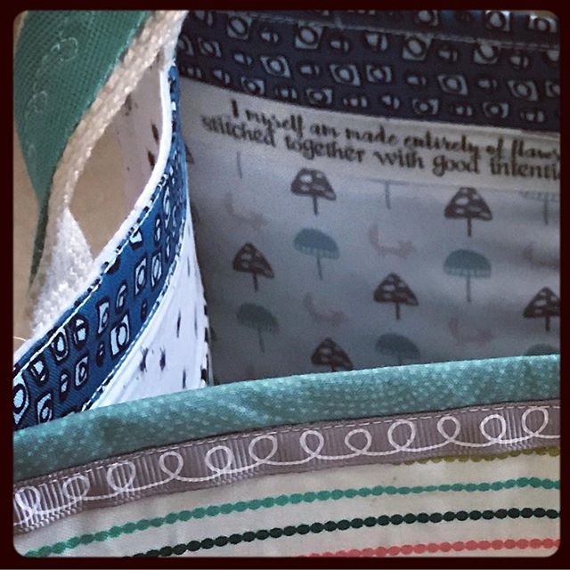 .it’s a really good thing when you don’t want to mail a handmade gift, right?! ❤️. #handmadechristmas #workingartist