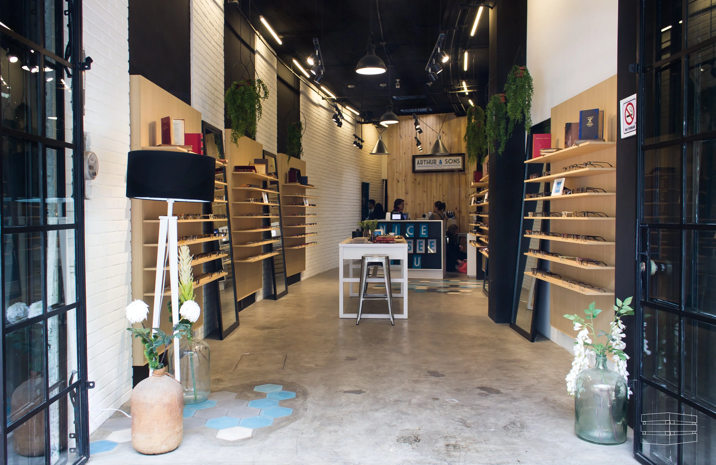ARTHUR & SONS | HUACAL ESTUDIO