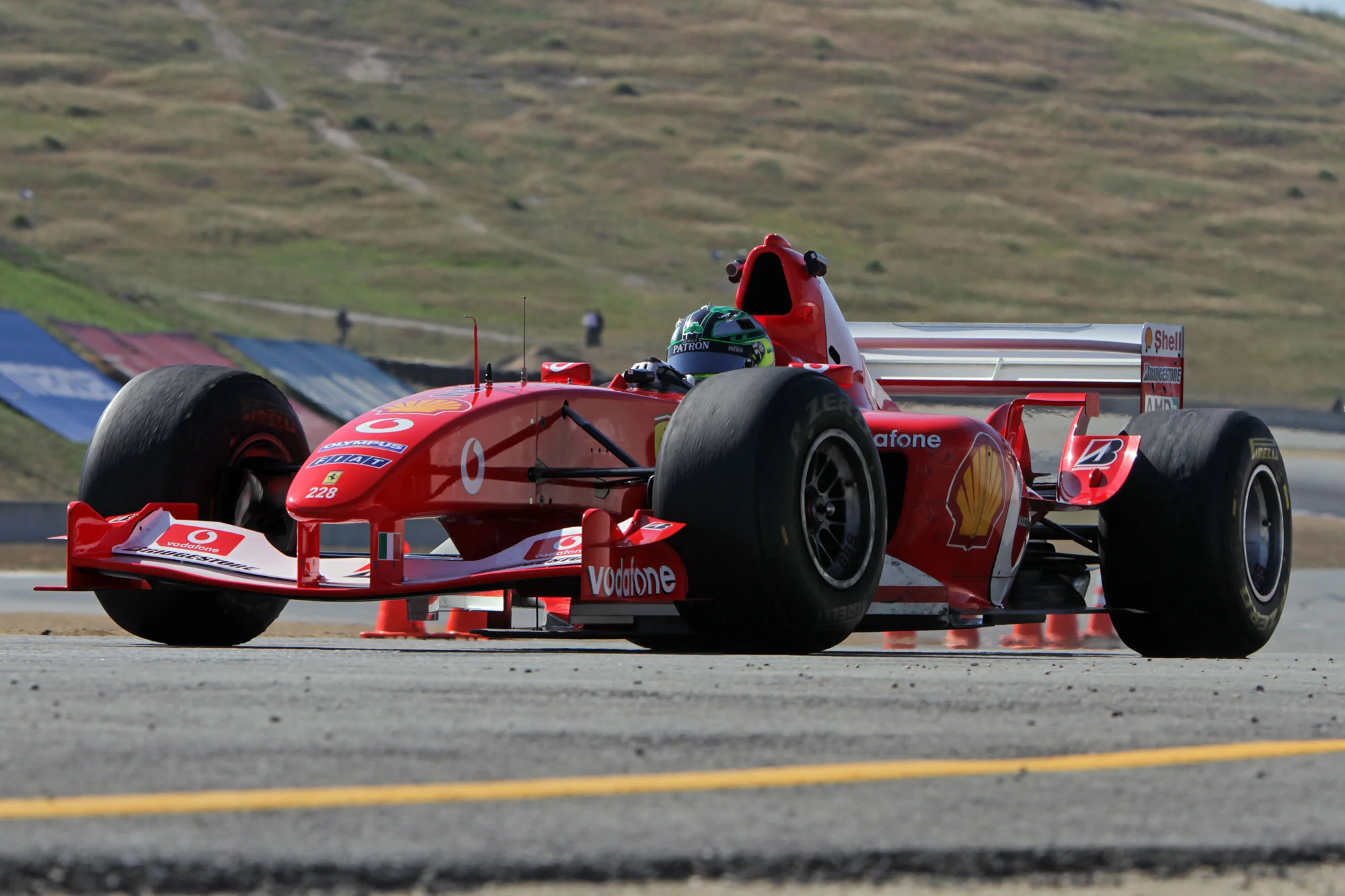 Cosmo-F1-2kpix.jpg