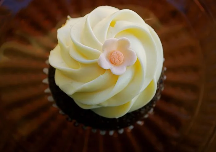 ginger cupcake top.jpg