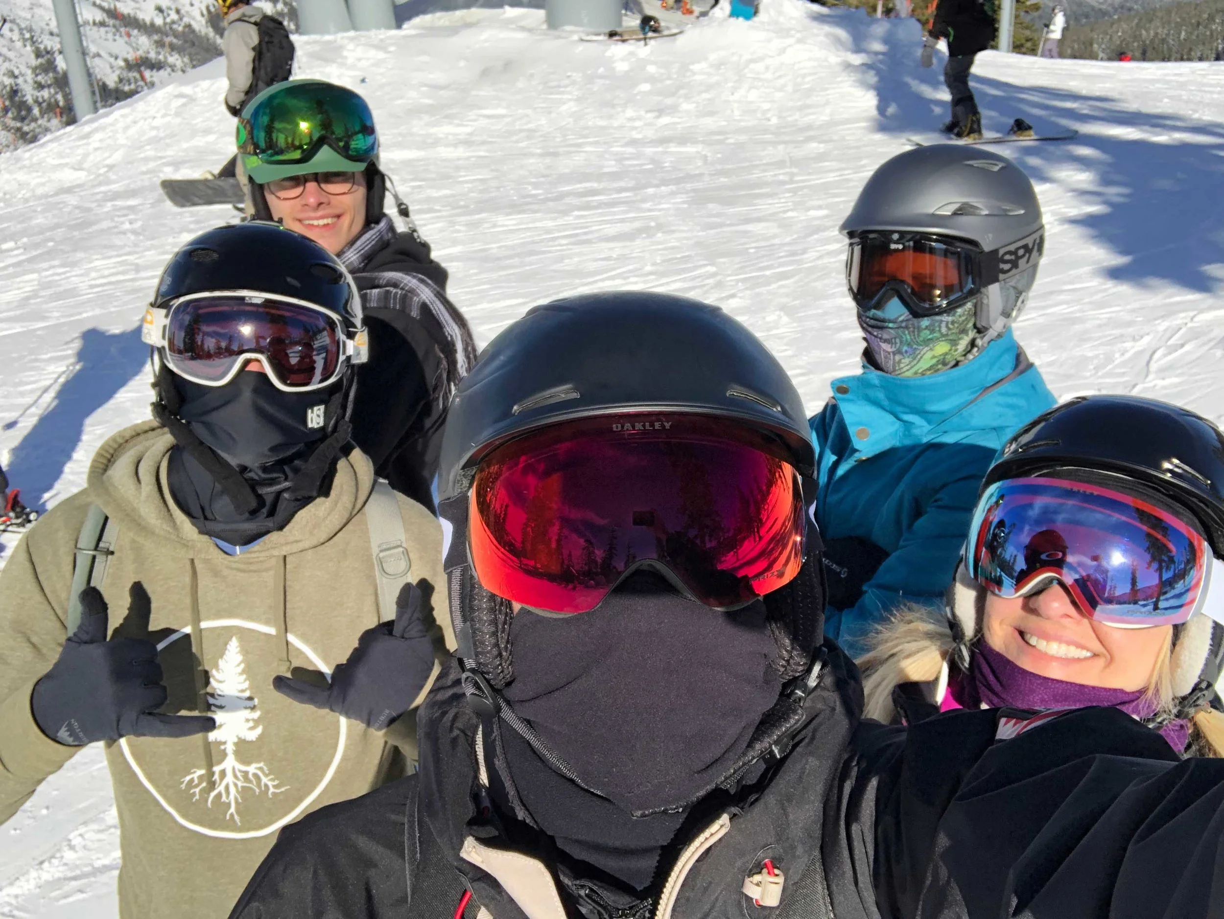 After lunch, we headed back up to the top of Powderhorn and Craig took our traditional family picture on the slopes…our last family picture together.