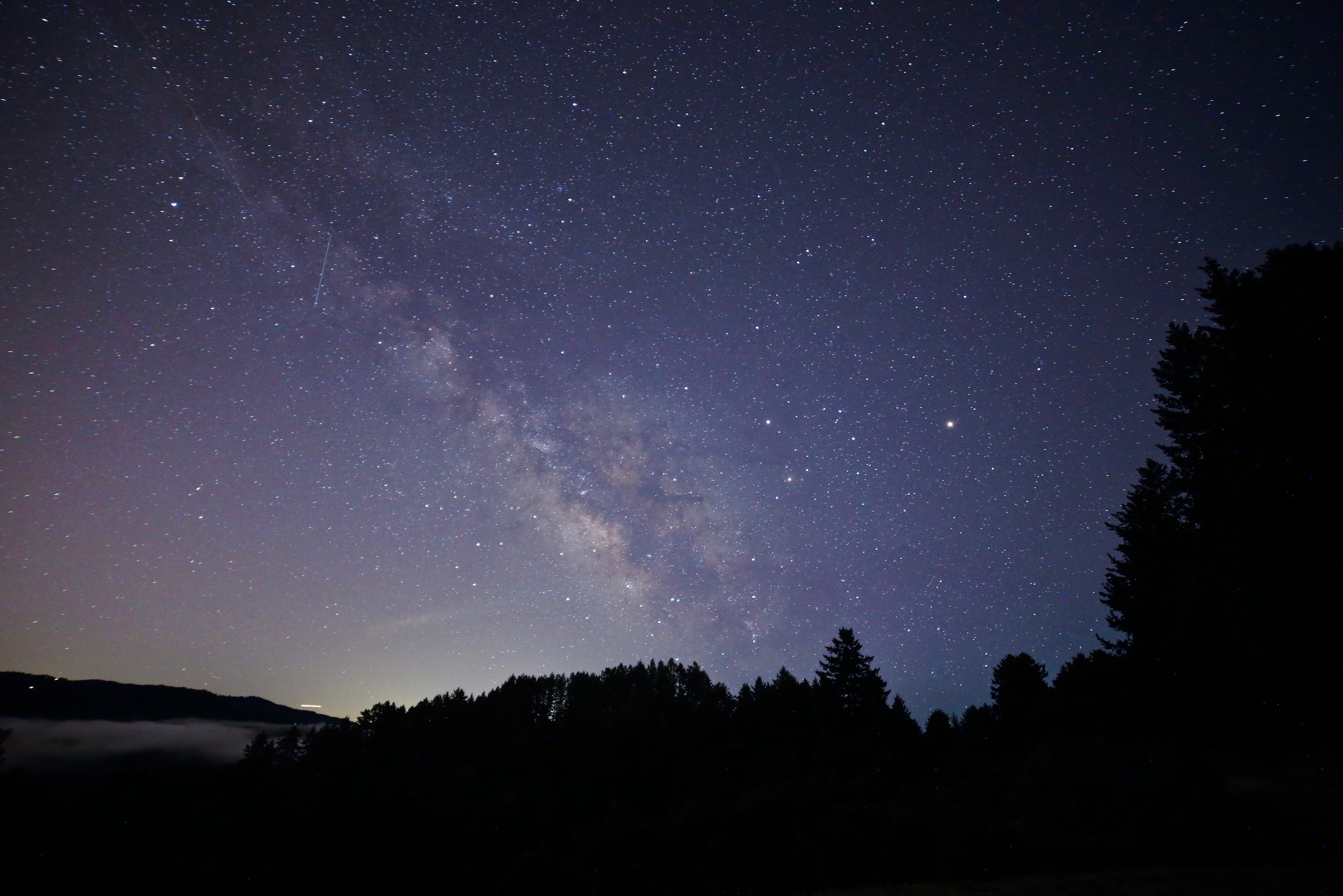 Finally this night. I got this shot right away off Alpine Road...