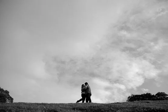 ELISHA_LAURA_e-shoot_016.jpg