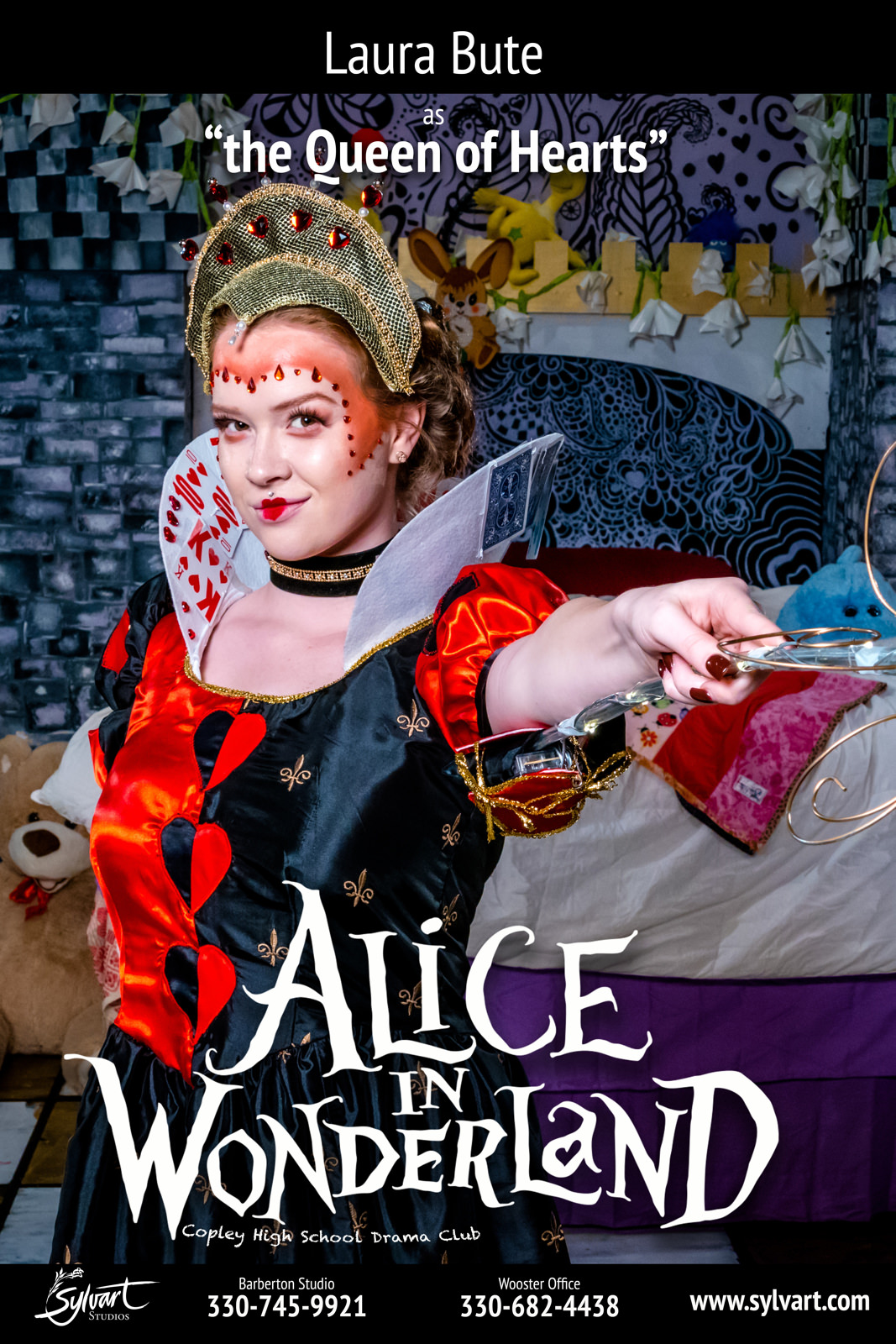 LAURA-Alice in Wonderland.JPG