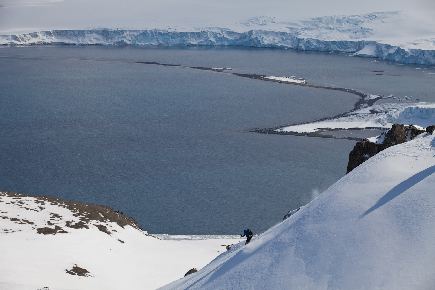 Guide Matt Wilkinson. Yankee Harbour, South Shetland Islands.