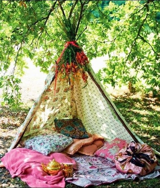 Dreaming with the Land: Kids Camp (ages 6-9) 