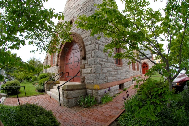 Episcopal_church_13.jpg