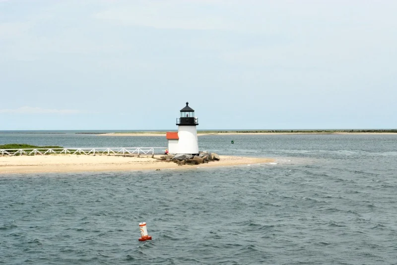 oldest_lighthouse_in_the_US_1.jpg
