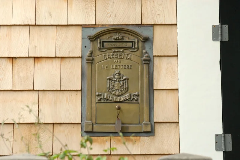 postbox_22.jpg