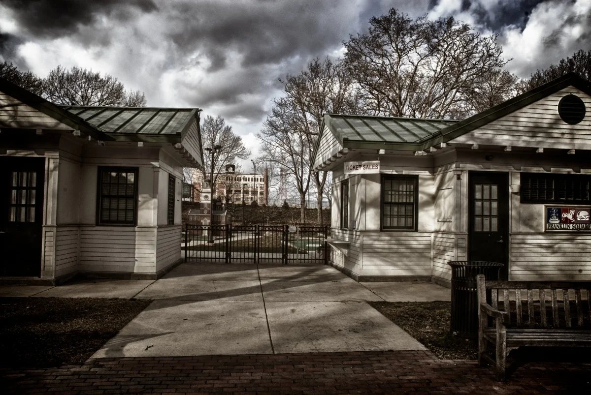 philly miniature golf entrance.jpg
