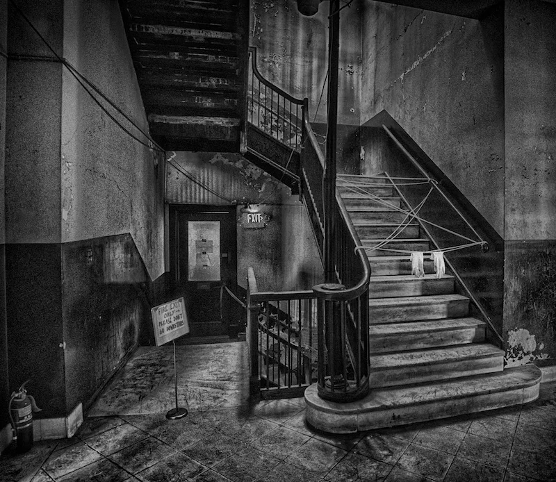by Gary Reed title: Stairway