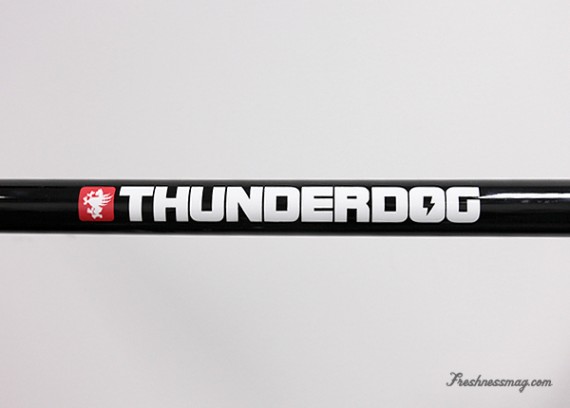 tristan-eaton-thunderdog-joy-ride-01a-570x408.jpeg