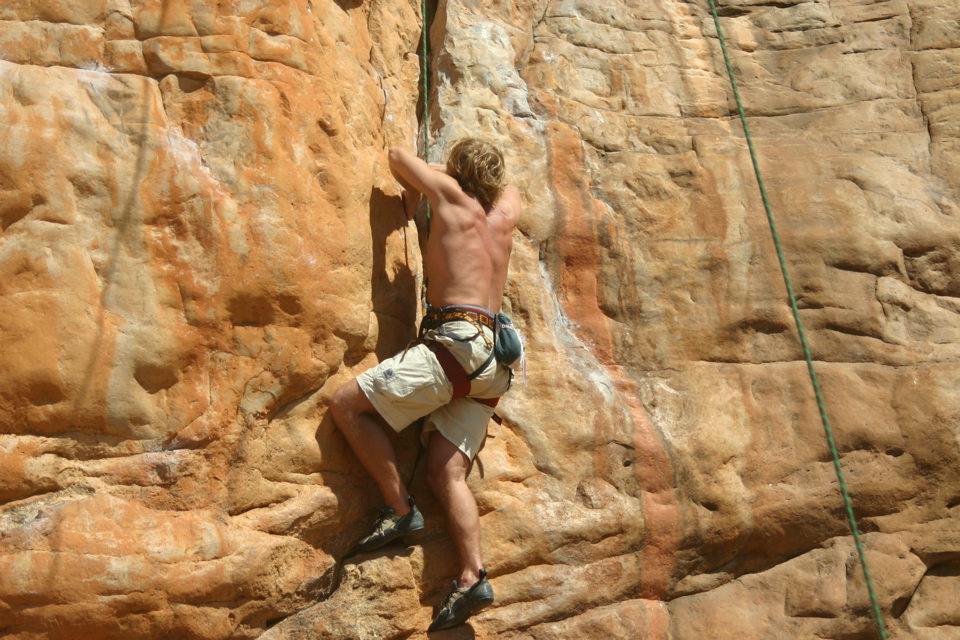 Climbing5.jpg