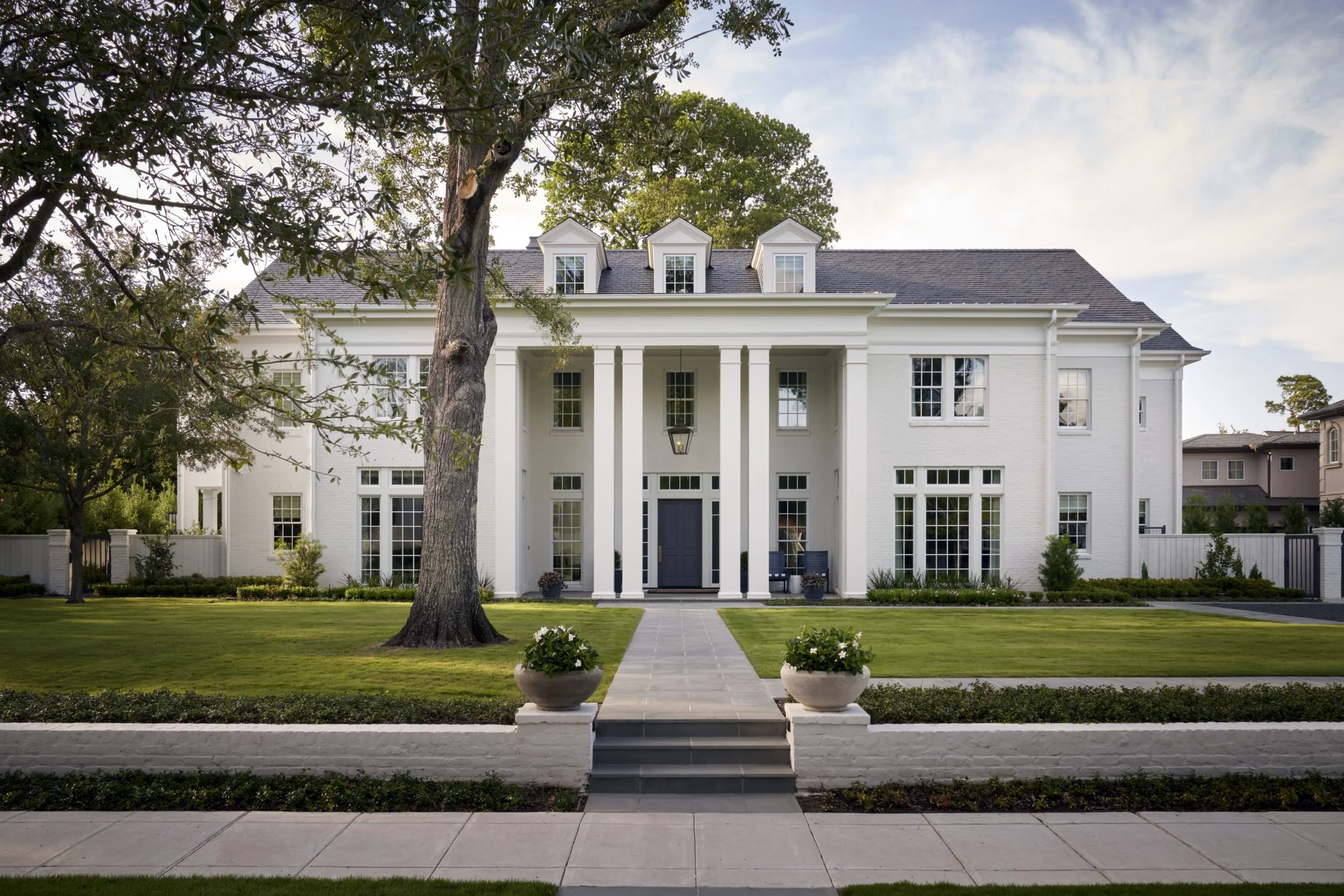 Del_Monte_Front_Exterior_v2  JPG.jpg