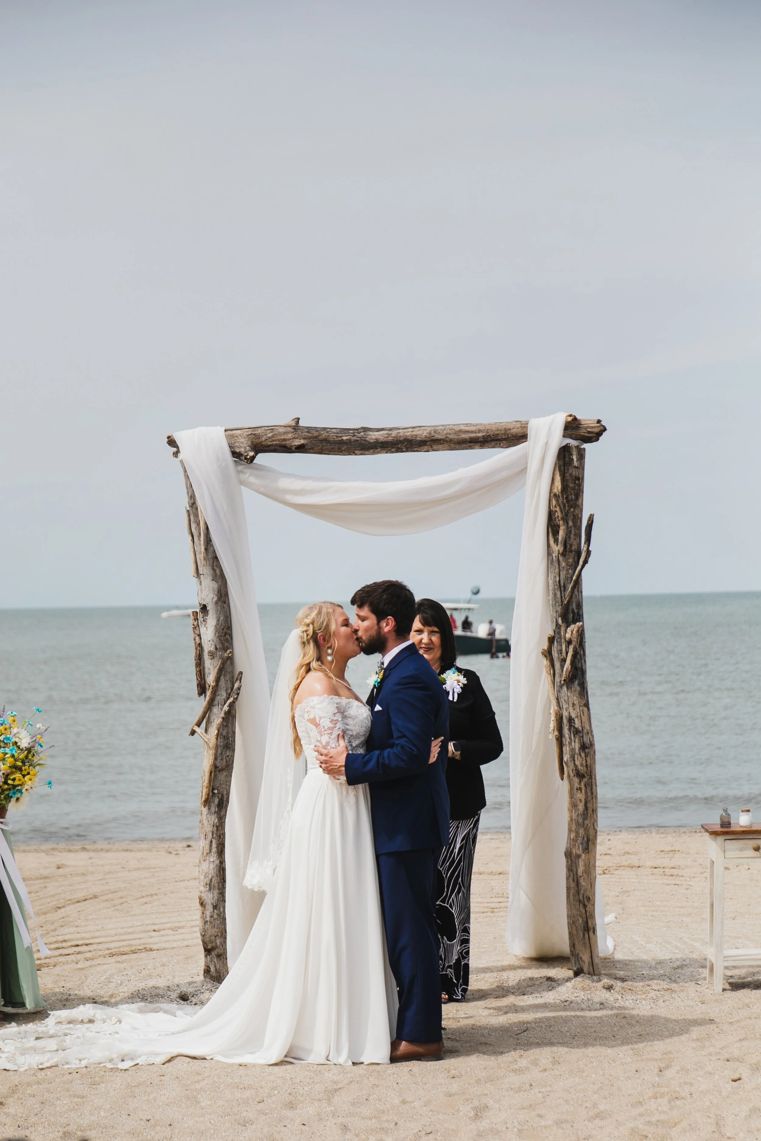 Sara+ZackSneakPeek-54.jpg