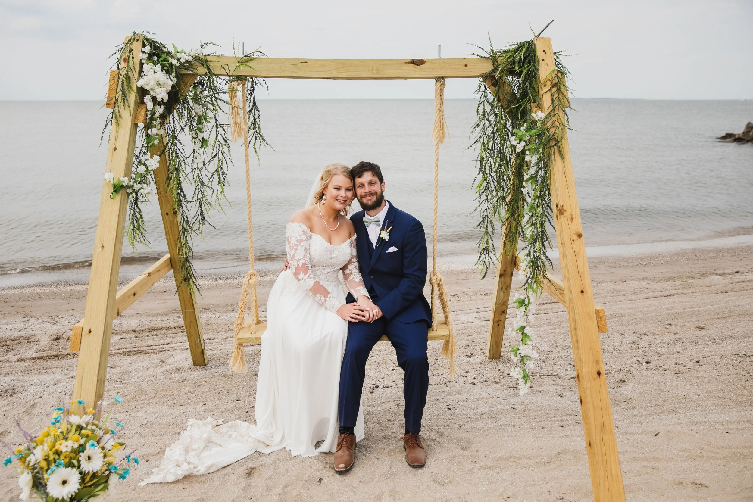 Sara+ZackSneakPeek-60.jpg