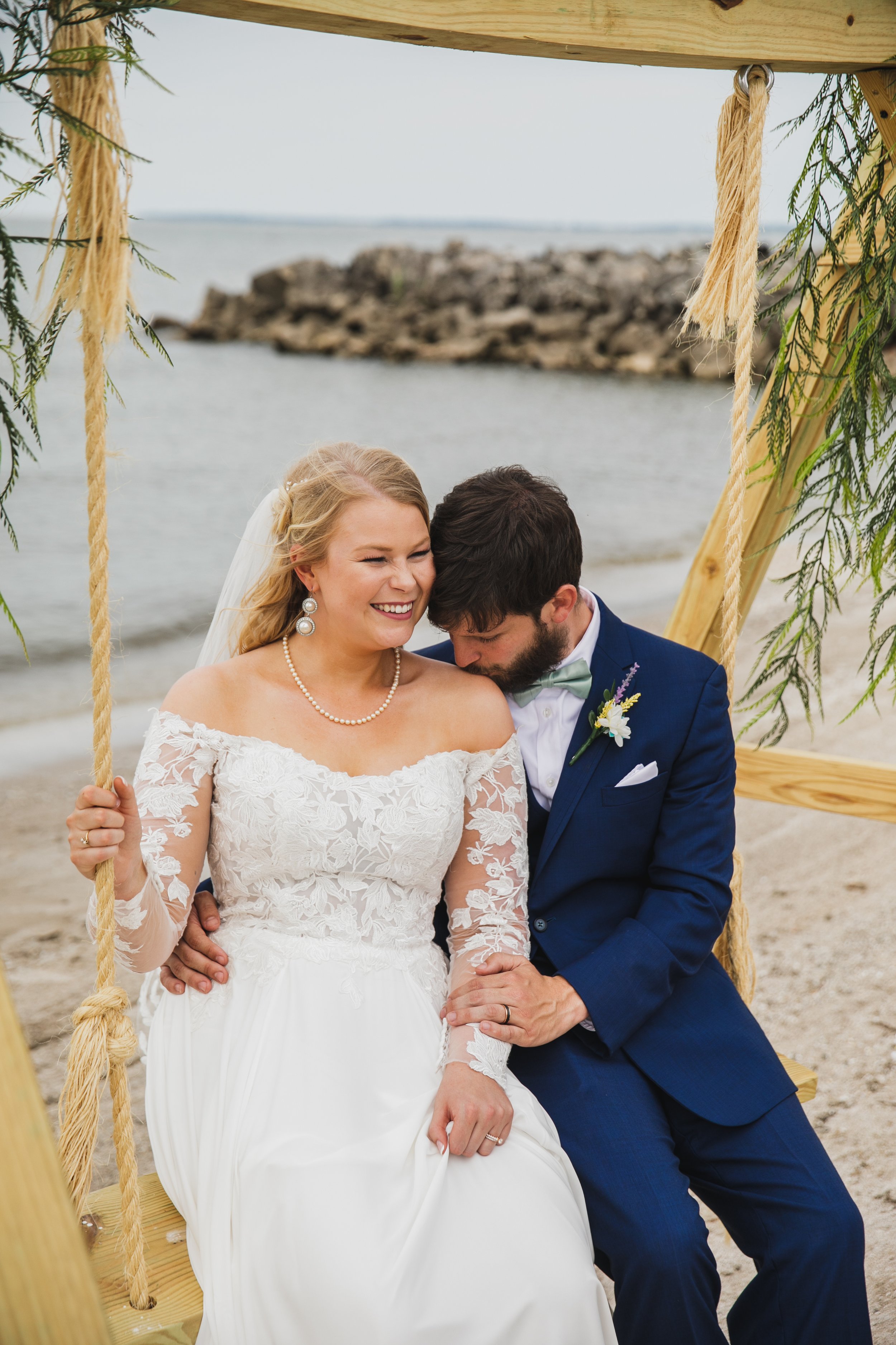 Sara+ZackSneakPeek-61.jpg