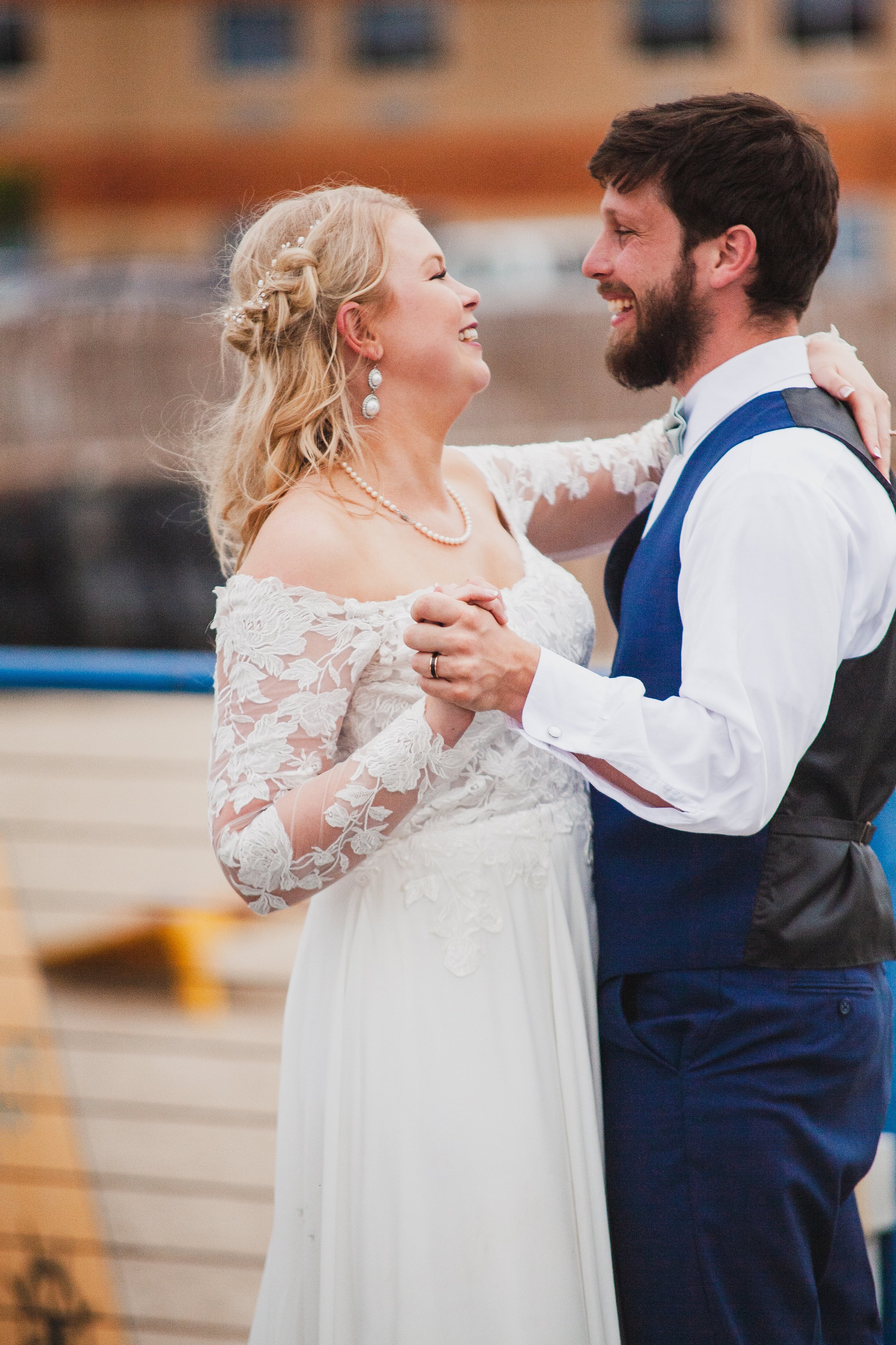 Sara+ZackSneakPeek-75.jpg